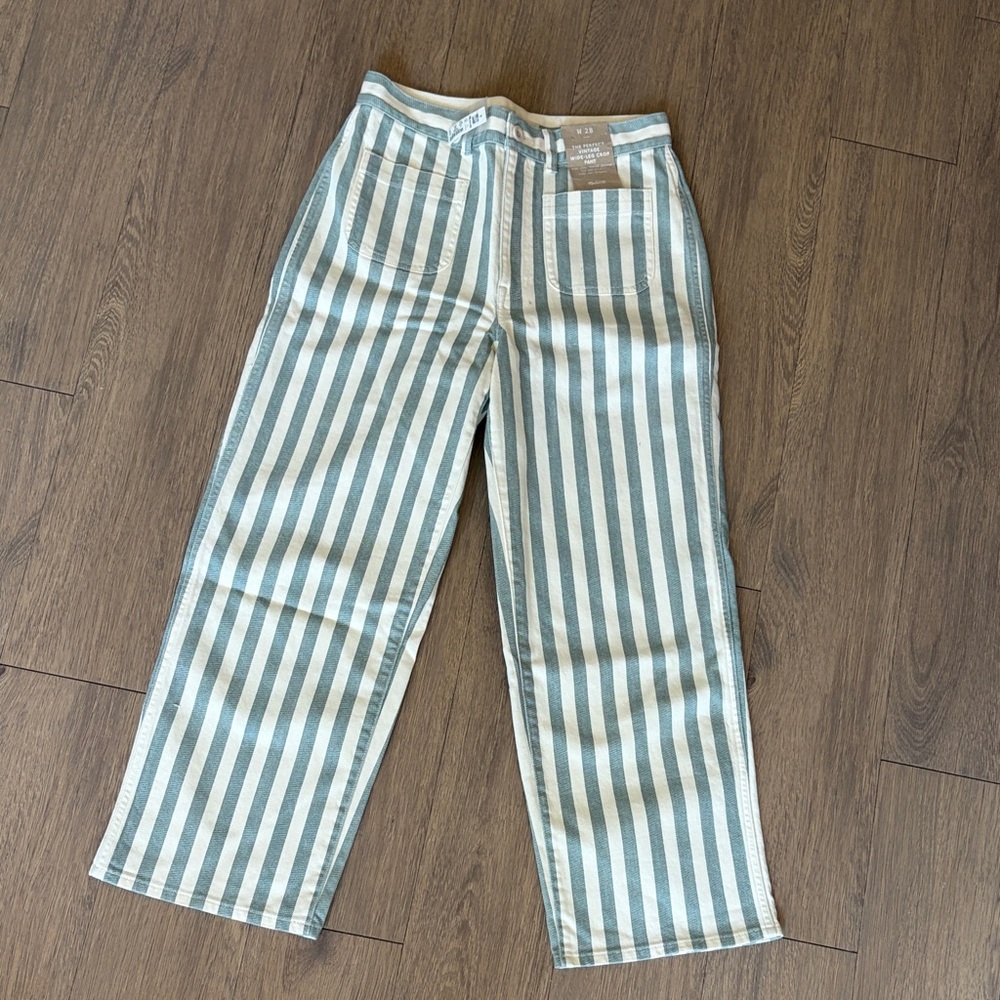 Madewell- “The Perfect Vintage Wide-Leg Crop